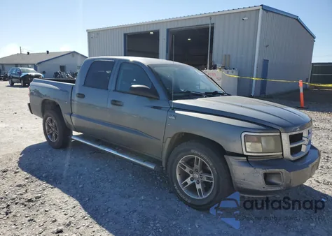 2010 Dodge Dakota Sxt z USA, uszkodzony, nr VIN 1D7CW3GP7AS178385